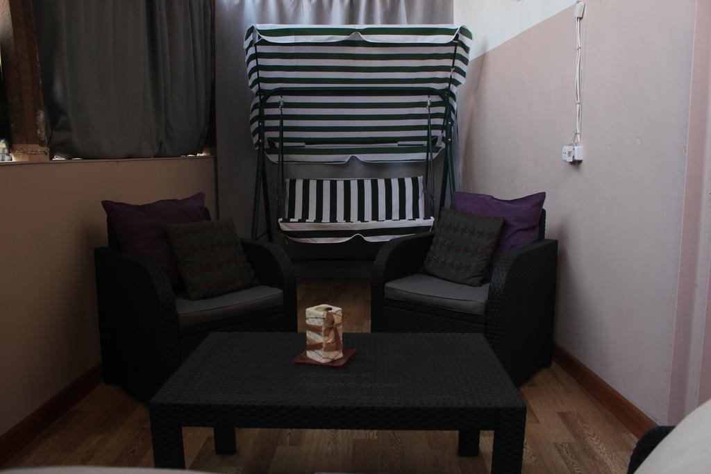 Cozy Apartment In Real Heart Of Old Tbiliszi Kültér fotó